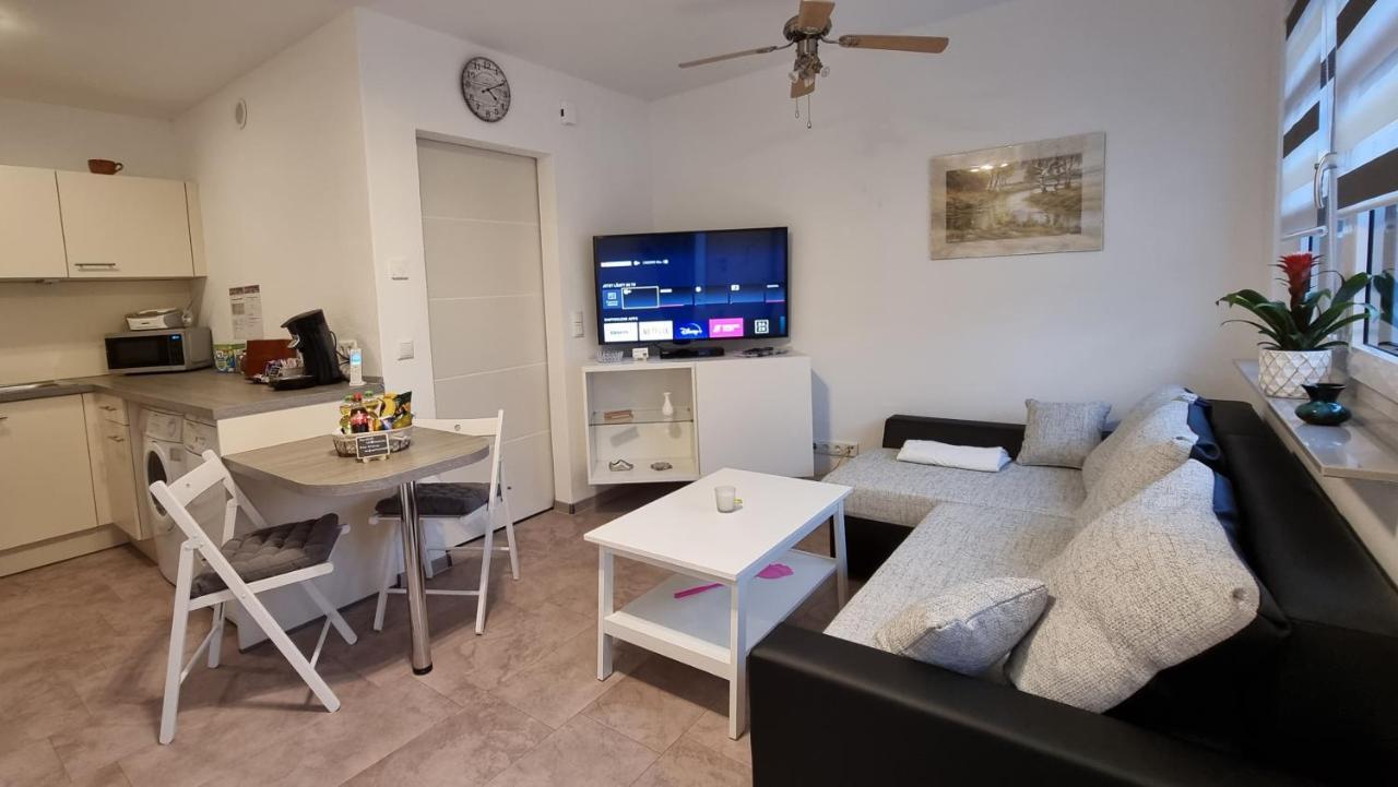 Gemuetliche Ferienwohnung Reinsfeld Exteriör bild